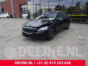 Volvo V40 12-