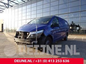 Mercedes Vito 14-