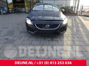 Volvo V40 12-