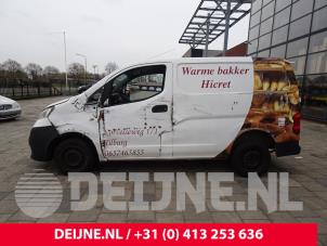 Nissan NV200 10-