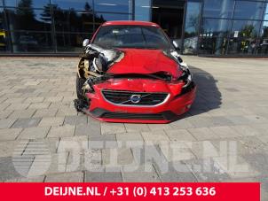 Volvo V40 12-