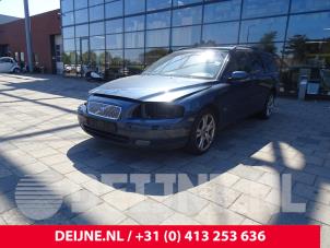 Volvo V70 01-
