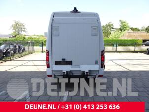 Volkswagen Crafter 12-