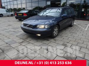 Volvo V70 01-