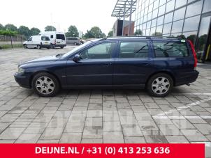 Volvo V70 01-