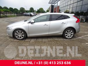 Volvo V40 12-
