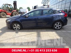 Volvo V40 12-