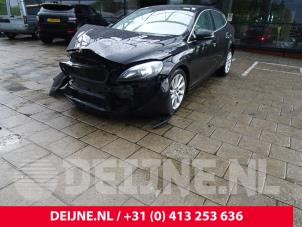 Volvo V40 12-