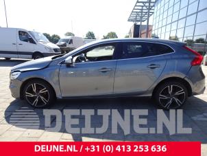 Volvo V40 12-