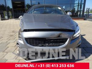 Volvo V40 12-