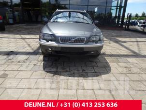 Volvo V70 01-