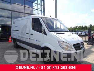 Mercedes Sprinter Oliefilterhuis O273028 Donorvoertuig