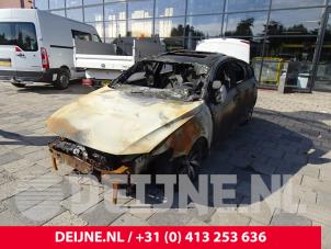 Volkswagen Passat Zylinderkopf O160200 Spenderfahrzeug