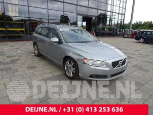 Volvo V70 Engine management computer O160403 Donor vehicle