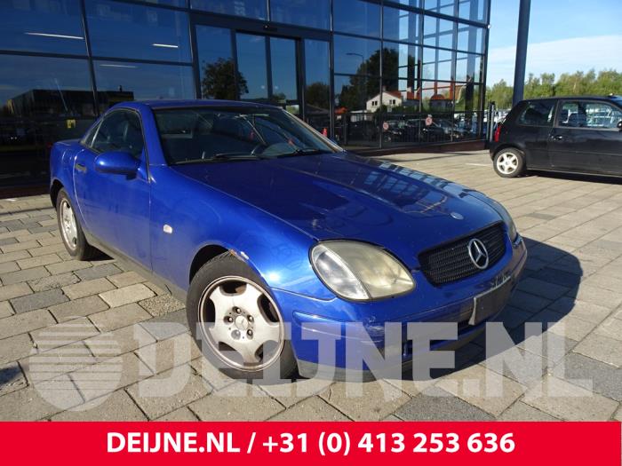 Mercedes SLK Radiator O237744 Donor vehicle