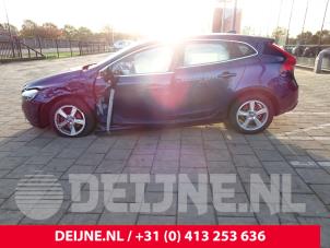 Volvo V40 12-