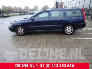 Volvo V70 01-