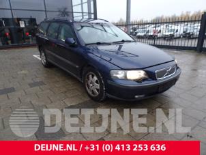 Volvo V70 Tacho - Kombiinstrument KM O164692 Spenderfahrzeug