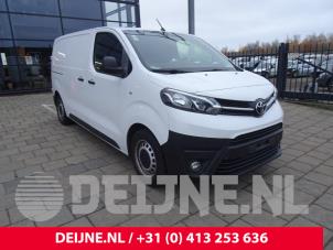 Toyota Pro-Ace Fusee links-voor O166708 Donorvoertuig