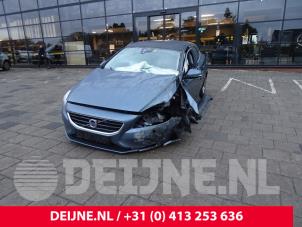 Volvo V40 12-