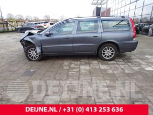 Volvo V70 01-
