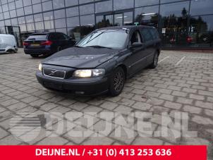 Volvo V70 01-