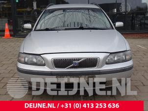Volvo V70 01-