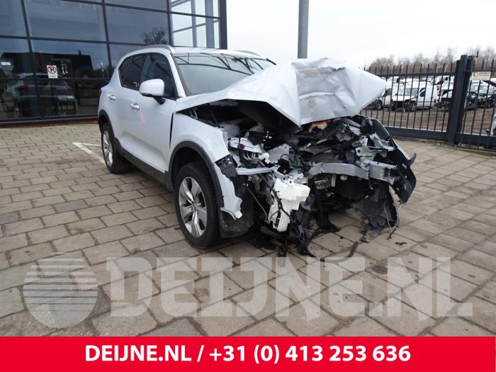 Volvo XC40 Module tailgate motor O180124 Donor vehicle