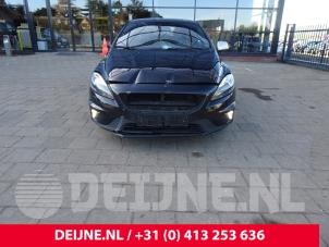 Volvo V40 12-