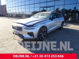 Volvo V60 19-