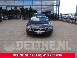 Volvo C70 06-