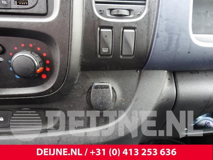 Opel Vivaro 1.6 CDTI 90 Sloopvoertuig (2015, Wit)