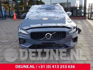 Volvo V60 19-