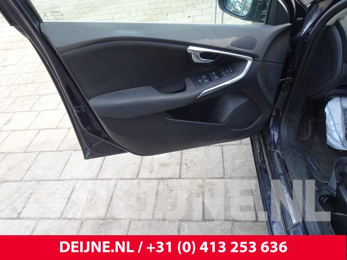 Volvo V40 2.0 D2 16V Sloopvoertuig (2015, Blauw)