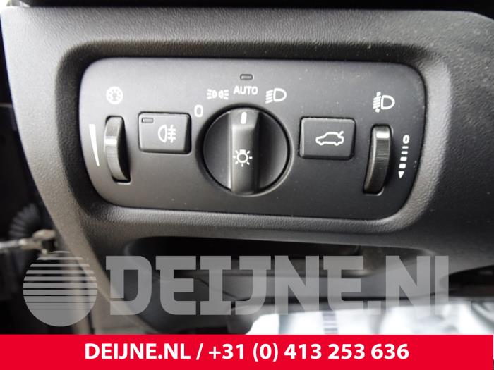 Volvo V40 2.0 D2 16V Sloopvoertuig (2015, Blauw)