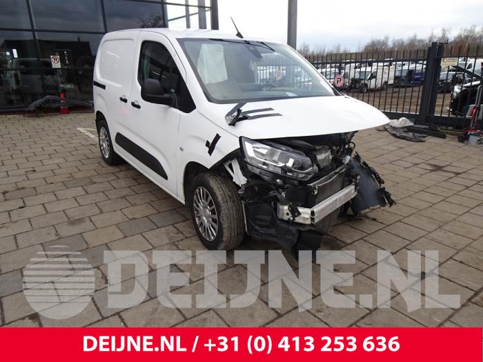 Toyota Pro-Ace City ABS Pomp O174895 Donorvoertuig