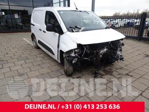 Peugeot Partner Extra Remlicht midden O180850 Donorvoertuig
