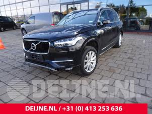 Volvo XC90 16-