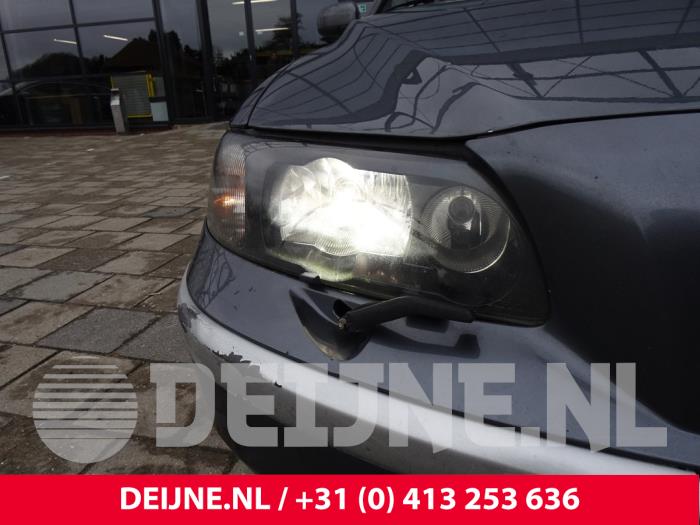 Volvo V70 2.5 T 20V Sloopvoertuig (2004, Grijs)