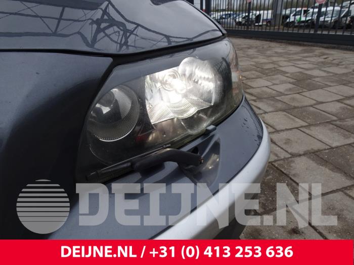 Volvo V70 2.5 T 20V Sloopvoertuig (2004, Grijs)