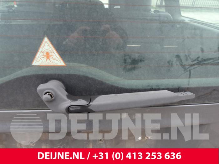 Volvo V70 2.5 T 20V Sloopvoertuig (2004, Grijs)