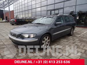 Volvo V70 01-