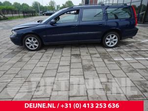 Volvo V70 01-