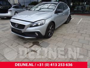 Volvo V40 12-