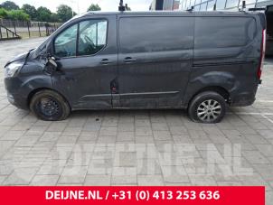 Ford Transit Custom 12-