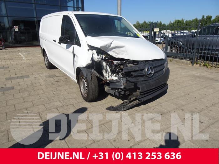 Mercedes Vito Kilometerteller KM O182003 Donorvoertuig
