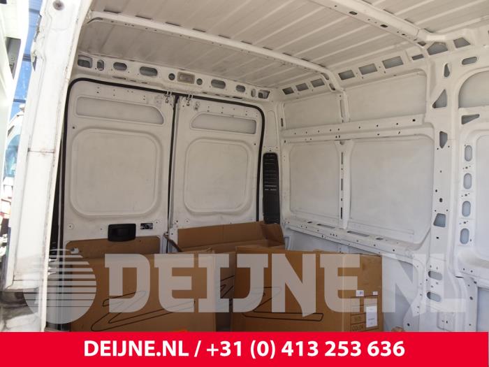 Peugeot Boxer 2.2 HDi 130 Euro 5 Sloopvoertuig (2011, Wit)
