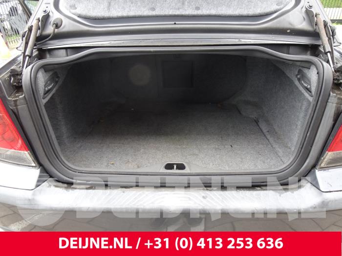 Volvo S60 I 2.4 20V 140 Sloopvoertuig (2003, Grijs)