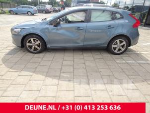 Volvo V40 12-