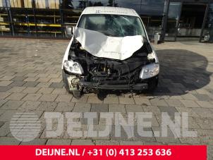 Volkswagen Caddy 04-
